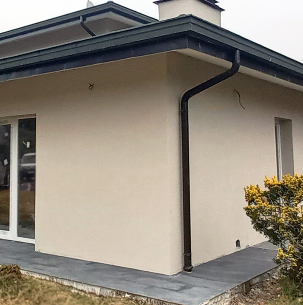 Illuminazione esterna, illuminazione facciata villa, passaggio tubi, punti luce esterni, illuminazione estetica.